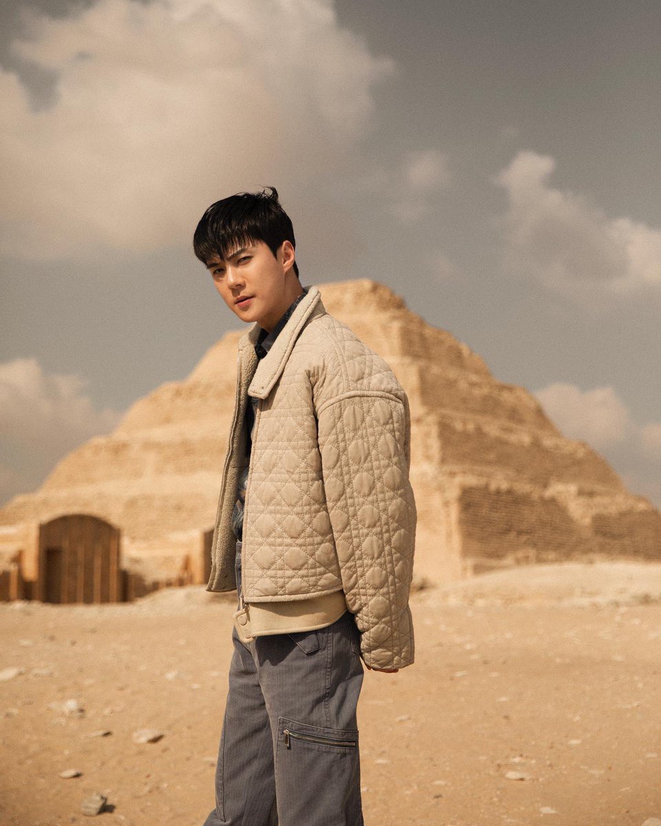 OSHLOOK's tweet photo. #SEHUN #세훈 #엑소세훈 https://t.co/pBnZ8VOoaD