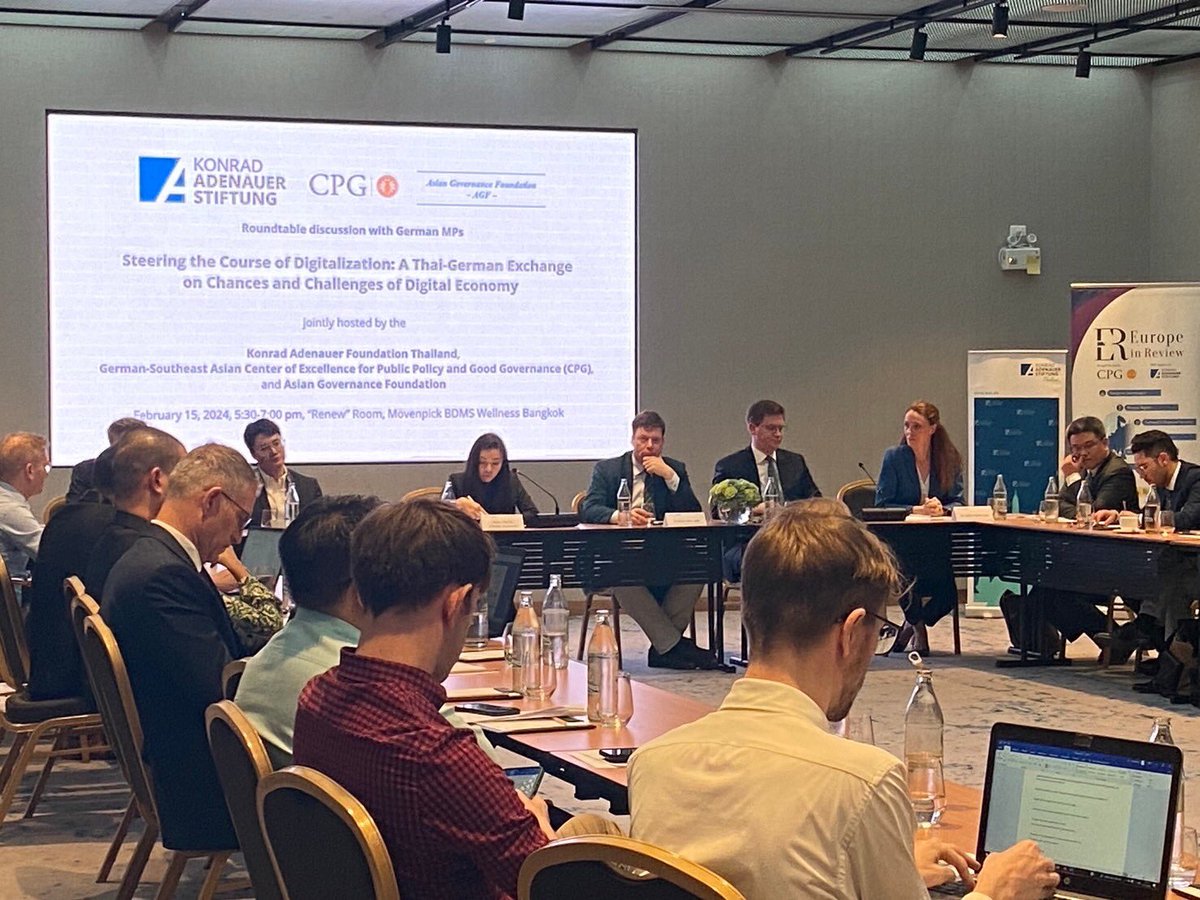 CelineACaro's tweet photo. How to steer the course of #digitalization? @KASonline Thailand office &amp; @CenterCpg at @thammasat_uni organized a panel w/ 🇩🇪 MPs @JoSteiniger &amp; @StHeck &amp; 🇹🇭 experts to discuss chances &amp; challenges of digital economy.  #dataprotection #CyberSec #AI #education #FTA #infrastructure https://t.co/imu3Dnv2lc
