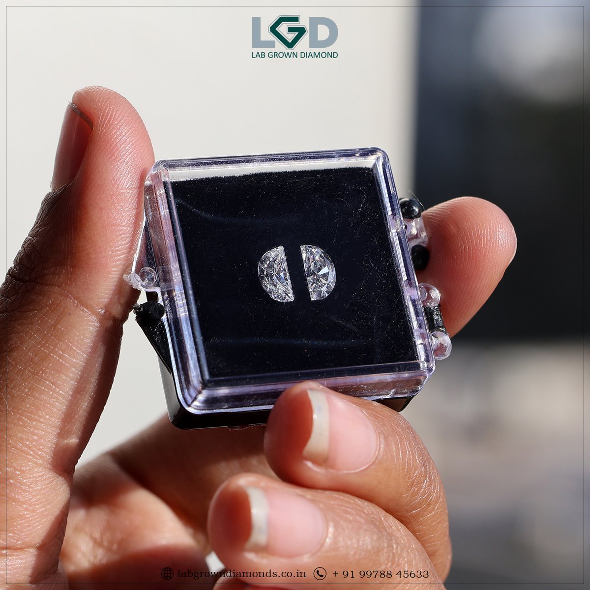 LabGrownDiamon2's tweet image. Celestial elegance in every facet-lab-created half- moon cut diamonds, where the brilliance of the cosmos meets the sophistication of jewelry.

For inquiries:
Visit : labgrowndiamond.co.in
☟ WhatsApp Below ☟
api.whatsapp.com/send/?phone=91…

#moonshape #labcreated #cvd #diamond
