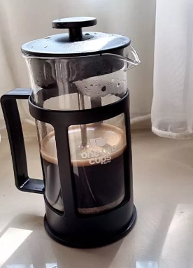 GresikMenfess's tweet photo. ☕️✨ Nikmati pengalaman menyeduh kopi yang unik dengan Teko Pot French Press ini! Didesain khusus untuk para pencinta kopi manual, pot ini menawarkan kemudahan dalam menyajikan kopi berkualitas tinggi. Yuk, buat momen kopi Anda lebih istimewa! #FrenchPressMagic #ManualBrewing https://t.co/1FNUPesjlc