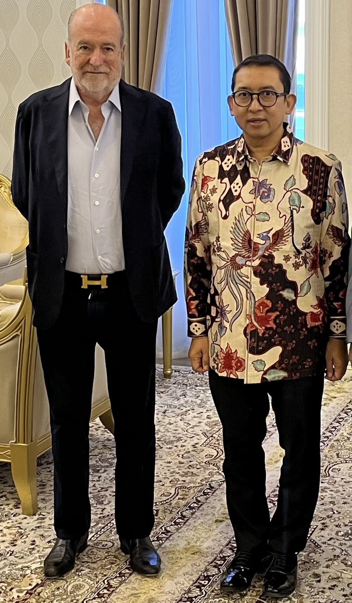 AmbJPCarteron's tweet photo. I met with Mr. #Fadli #Zon Member of Indonesia House of Representatives on the occasion of the international observation of the presidential #election in #Uzbekistan on July 2024
@fadlizon #indonesia @DPR_RI https://t.co/Xrf5eo4wXP