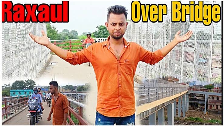 UdayChatterje's tweet photo. 8.98 करोड़ से ढंग का सड़क नही बन पाता,
ये दरभंगा को आरओबी दे है।
इसमें बम बम कीजिये, क्योंकि कटहलबाड़ी में पहले से बने आरओबी से आधी होगी इसकी चौड़ाई, चलेंगे सिर्फ दो पहिये और छोटे रिक्शा ।
#LightOverbridge https://t.co/jLWqtumHPm