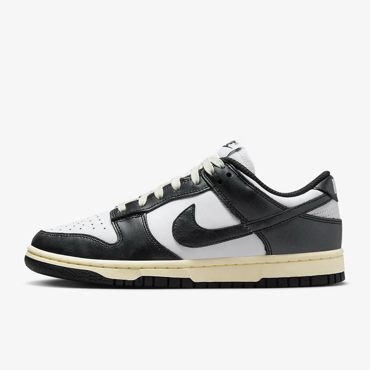 kcs_shopping's tweet photo. LIMITED TIME SALE
#KCS_GO

💸 ₱5,240 - Nike Dunk Low Premium BLACK

Sizes available: 220, 225, 230, 235, 240

🗓️ DOO: 2/17/24
📦 ETA 6 weeks
💳 DOP: 15 days
🚚 J&amp;T or Grab/Lalamove

💌 Order form: https://t.co/bM9dhAdEsY

🏷 wts lfb preorder ph bts army normal eta nike korea https://t.co/i59HHqbsP3