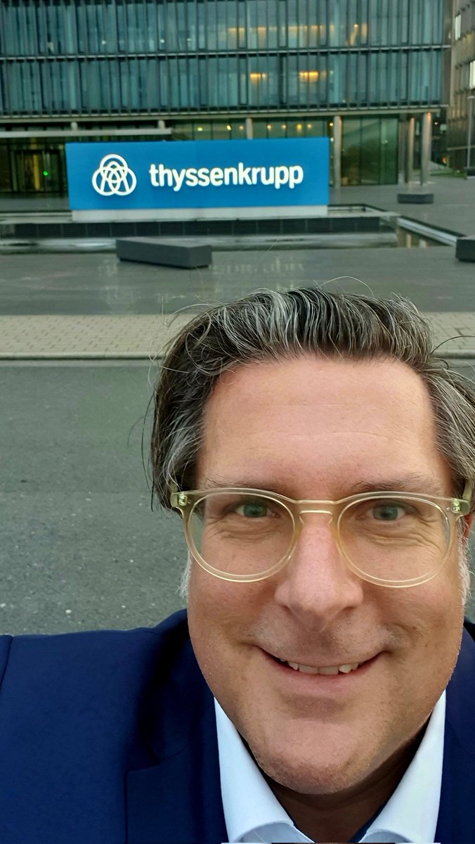 frank_grodzki's tweet photo. Hardly any other industrial &t echnology company has shaped the Ruhrarea as much as @thyssenkrupp. I am delighted to join the global #tk team as Head of Corporate Communications of thyssenkrupp AG from March 2024. #EngineeringTomorrowTogether
#GreenTransformation
#GENERATIONTK https://t.co/9Z7vBvU1eF