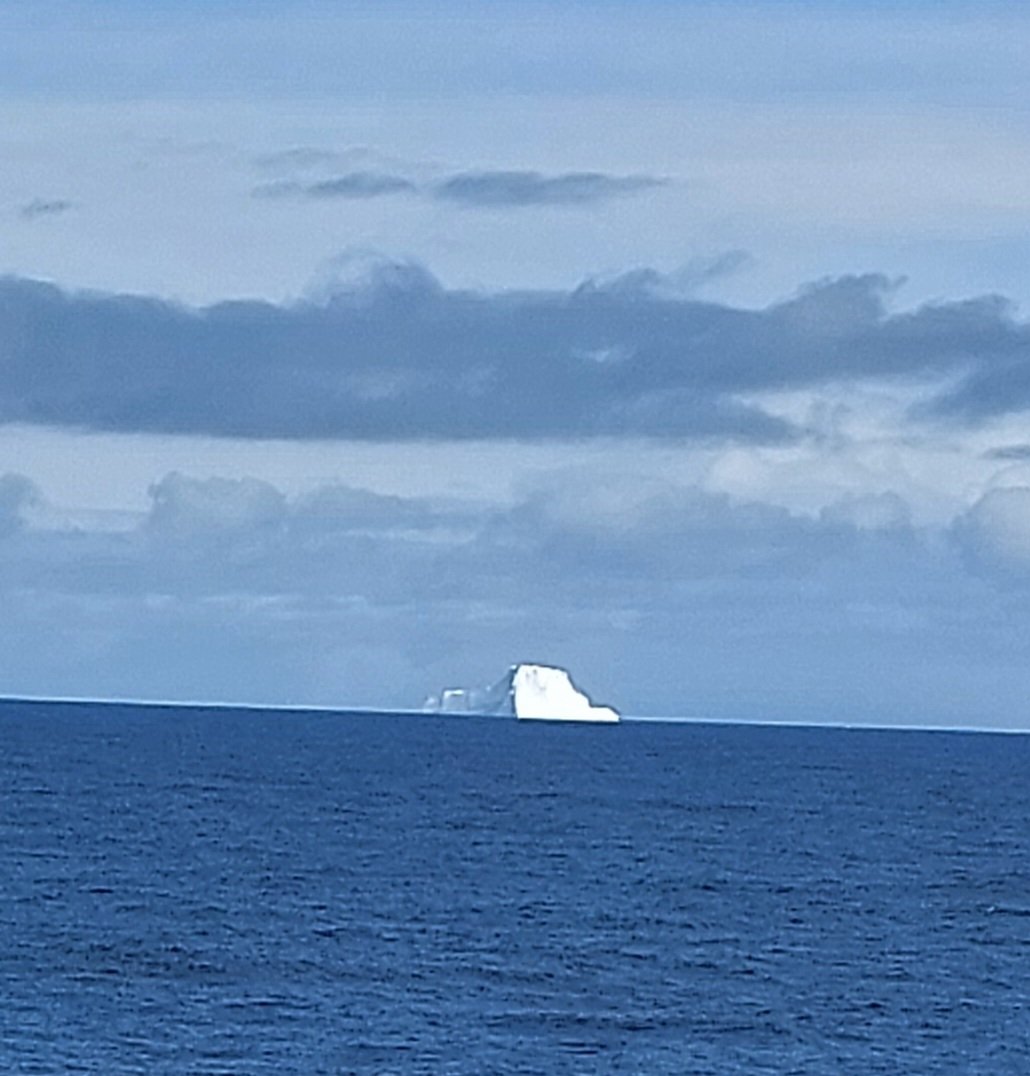While land teams are still busy with checking and repacking equipment, working strategies, and paper work, the first #Antarctica #iceberg of #PS141 is spotted from #Polarstern at 59 40S.