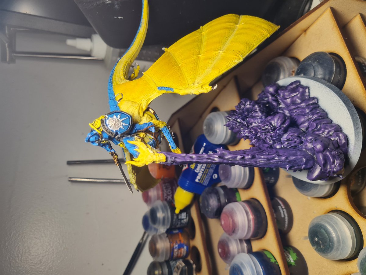 grombrindells's tweet photo. Painting dragons.  A little late to the party but it's not 3rd Ed stormies without em. https://t.co/OHZFoaCARt