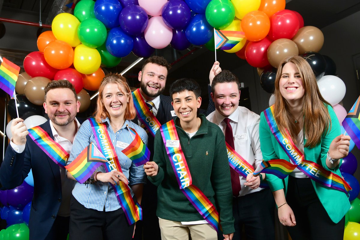 jassansi's tweet photo. Congratulations to @BhamLawSociety  the launch of the new LGBTQ+ Sub-Committee @Shoosmiths  #Birmingham office @103ColmoreRow  

Sub-Committee Chair Shereen Johal welcomed guests to the party high above the city's @ColmoreBID  business district along with Vice Chair Marc Forrest-Thomas, Steph Atkins, Jamie Adams, Joshua Purser and Lucy Williams to toast the launch with drinks and Mexican food from Habaneros. 

Shereen Johal speaking at the launch said "...the new Sub Committee of the Birmingham Law Society exists to raise awareness, visibility and guidance for the LGBTQ+ Legal Community in Birmingham." 

Enjoy the full set of images from the launch: https://t.co/JgjgIEFdRw
