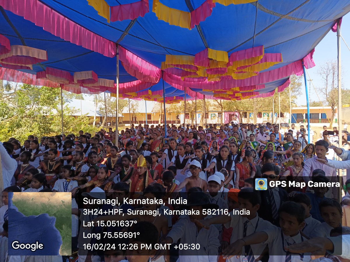 ddswd_gadag's tweet photo. ಉಪಾಧ್ಯಕ್ಷರು ಹಾಗೂ ಎಲ್ಲಾ ಸದಸ್ಯರು, ಗ್ರಾಮದ ಮುಖಂಡರು, ಸಾರ್ವಜನಿಕರು ಹಾಗೂ ಅಧಿಕಾರಿಗಳು, ಶಿಕ್ಷಕರು,ವಿದ್ಯಾರ್ಥಿಗಳು ಭಾಗವಹಿಸಿ ಸಂವಿಧಾನ ಜಾಗೃತಿ ಜಾಥಾ ಕಾರ್ಯಕ್ರಮವನ್ನು ಯಶಸ್ವಿಗೊಳಿಸಿದರು.#Suranagi,#Gadag https://t.co/tNzgk6MYm7