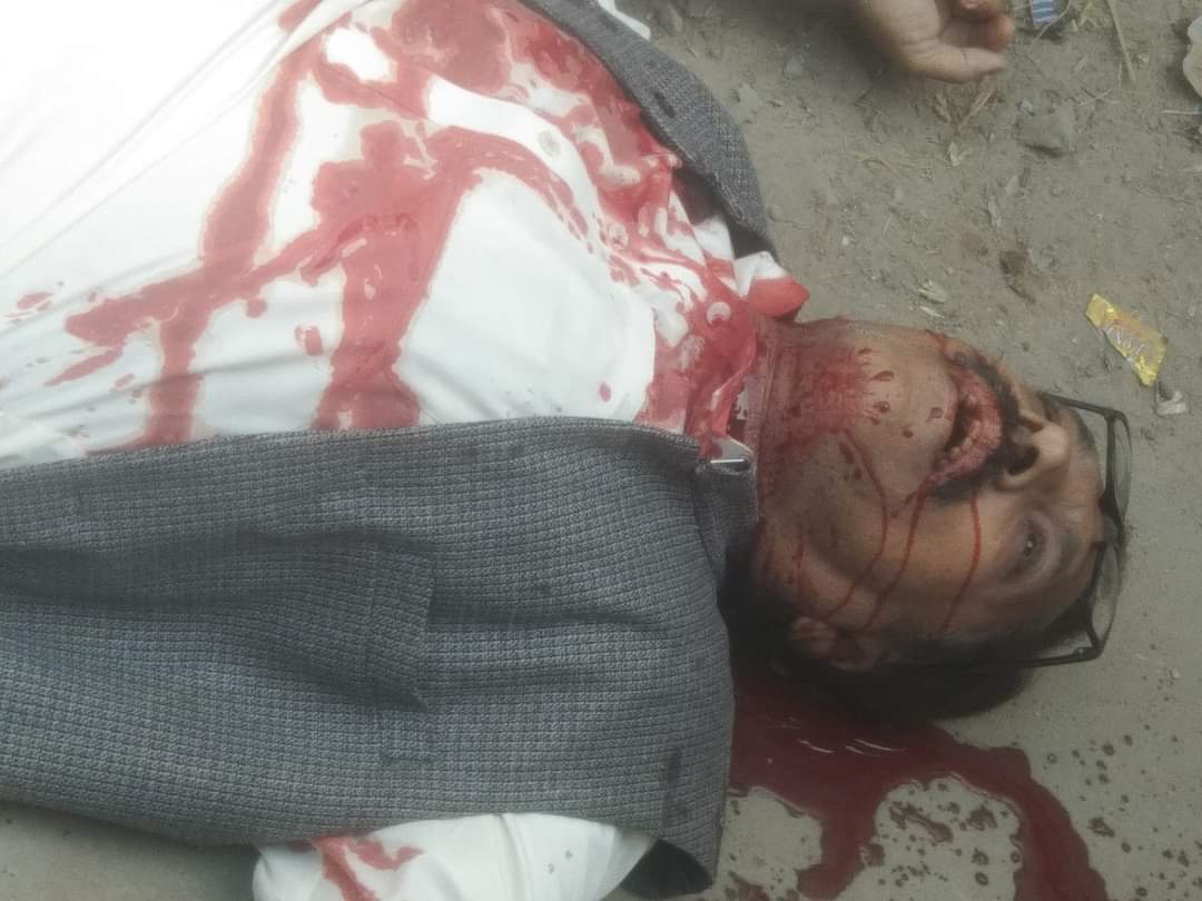 JSQMBashir_Khan's tweet photo. وڏي عرصي تائين رياستي عقوبت خاني ۾ گذاريندڙ نصير آباد اسڪول جي هيڊ ماستر استاد هدايت لوهار کي اڄ نصير آباد ۾ گوليون هڻي قتل ڪرڻ جي سخت لفظن م مذمت ڪيون ٿا
#StateKilledHidayatLohar https://t.co/02rQsYXxlu