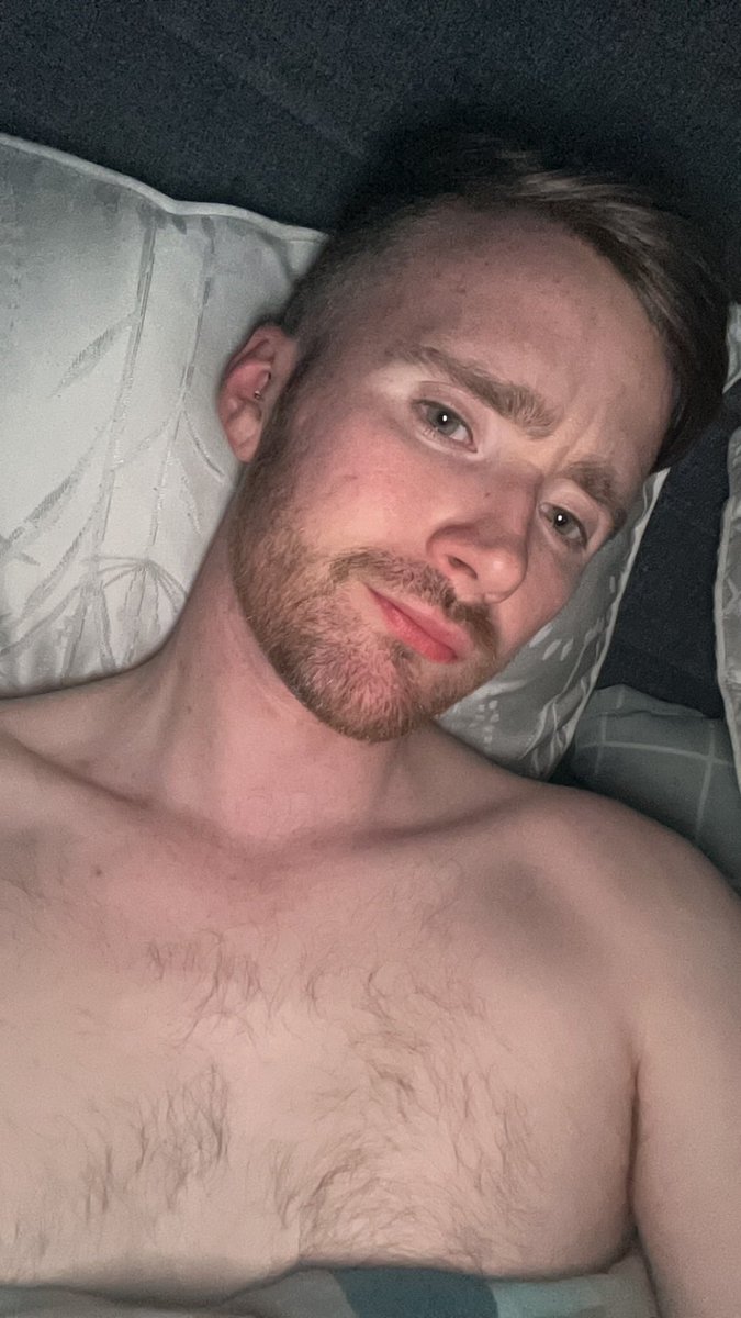 TimL9077's tweet photo. In a world where you can be anything.. be original. #gay #ValentinesDay #LGBT #selfie #bedhead https://t.co/nDeNpGewBG