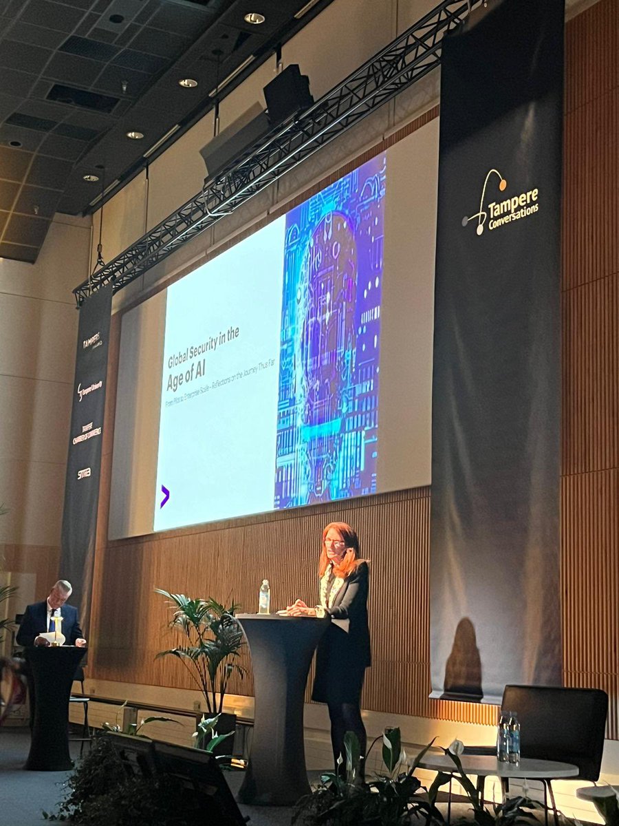 📍<a href="/treconversation/">Tampere Conversations</a> 2024 about ”AI: Labor Market, Regulation and Productivity”. 👥 A very timely, useful and interesting discussion on the advantages and challenges of Artificial Intelligence. Thank you very much for the kind invitation, it was a pleasure to attend 🇵🇹🤝🇫🇮