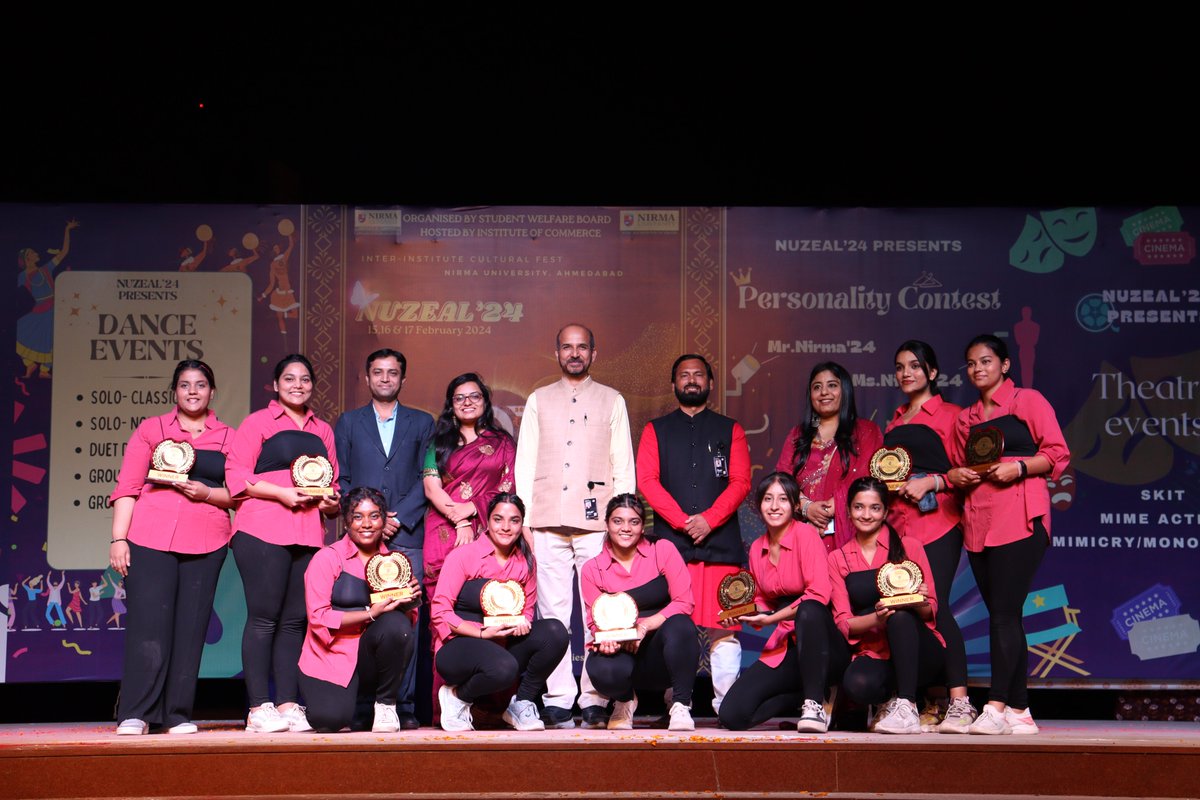 NirmaUniTweets's tweet photo. Day 1 at NUZEAL 2024: Vice President Shri K.K. Patel inaugurated our cultural extravaganza; Nirma University showcased mesmerising dances and Team NUMAISH's electrifying performance.

#NUZEAL2024 #NUZEAL #Day1 #Dance #Singing #Performance #NirmaUniversity #Nirma https://t.co/Bl4s3QRmQz