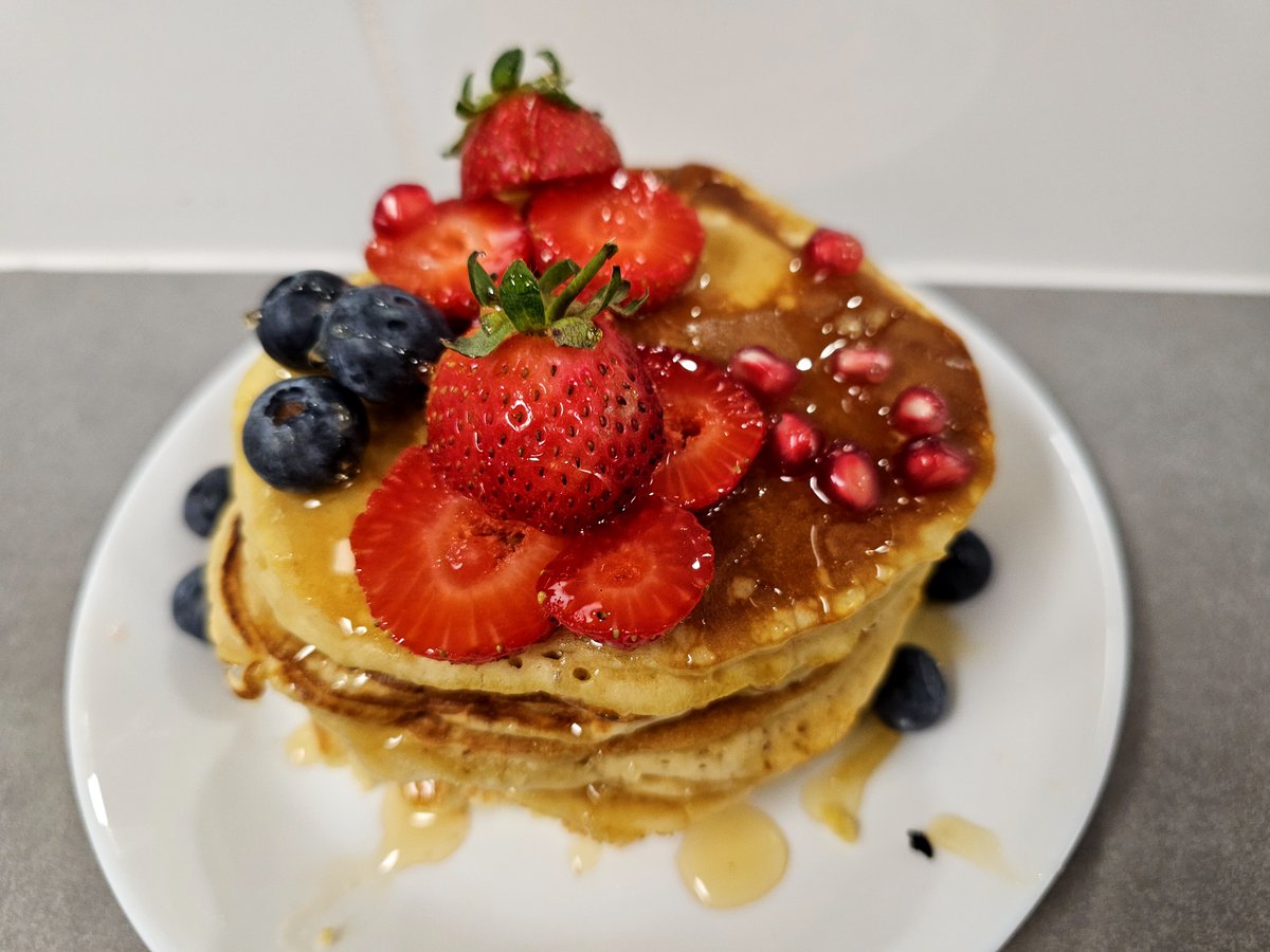 Fountain_Perth's tweet photo. It's World Pancake  Day this week so we decided to make pancakes while looking at fruit classifications and their sensory properties. Check out some of our delicious creations. 🥞🧑‍🍳

#pancakes #foodtech #homeeconomics https://t.co/rDxkhr07D3