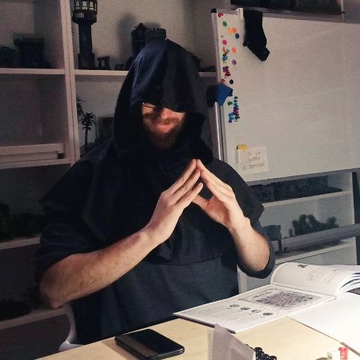 encuentromurcia's tweet photo. Nos adentramos en la decadente provincia de Saint-Voile con Macadabre, el juego de rol de fantasía oscura. 

#encuentroaleatorio #murcia #rol #juegosderol #macadabre https://t.co/KE8zIjJ2lG