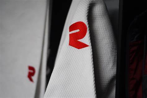 20% korting op het hele assortiment met de code: FightArt20  FightArt; het topmerk van meervoudig wereld en Olympisch judokampioen Teddy Riner.

#FightArt #judo #judoka #judopak #judogi #JBN #JudoBond #Parijs2024 #IJFgoedgekeurd #IJFapproved