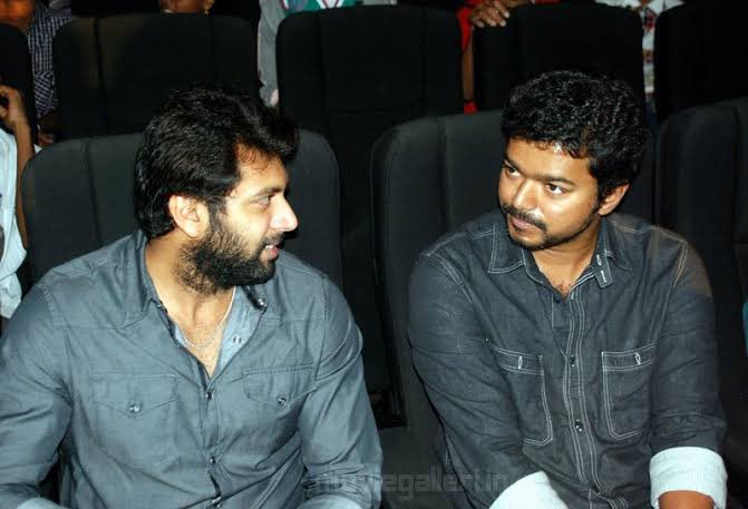 VijayFansTrends's tweet photo. No one can fill #ThalapathyVijay's shoes in the cinema industry - @actor_jayamravi

The One &amp; Only Piece 👑 https://t.co/CgmYFLbSmx