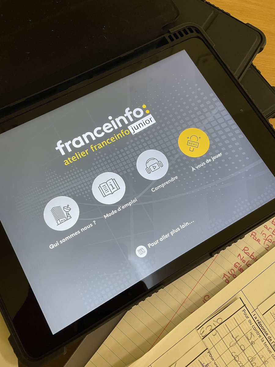 NiogretVitry's tweet photo. Dernière journée de la résidence EMI et numérique : on finalise les projets ! Enregistrement des podcasts en CE1/CE2 et CE2/CM1 grâce à l’application
 Atelier France Info Junior et grâce au conducteur réalisé par les élèves. https://t.co/niooU5qJUU