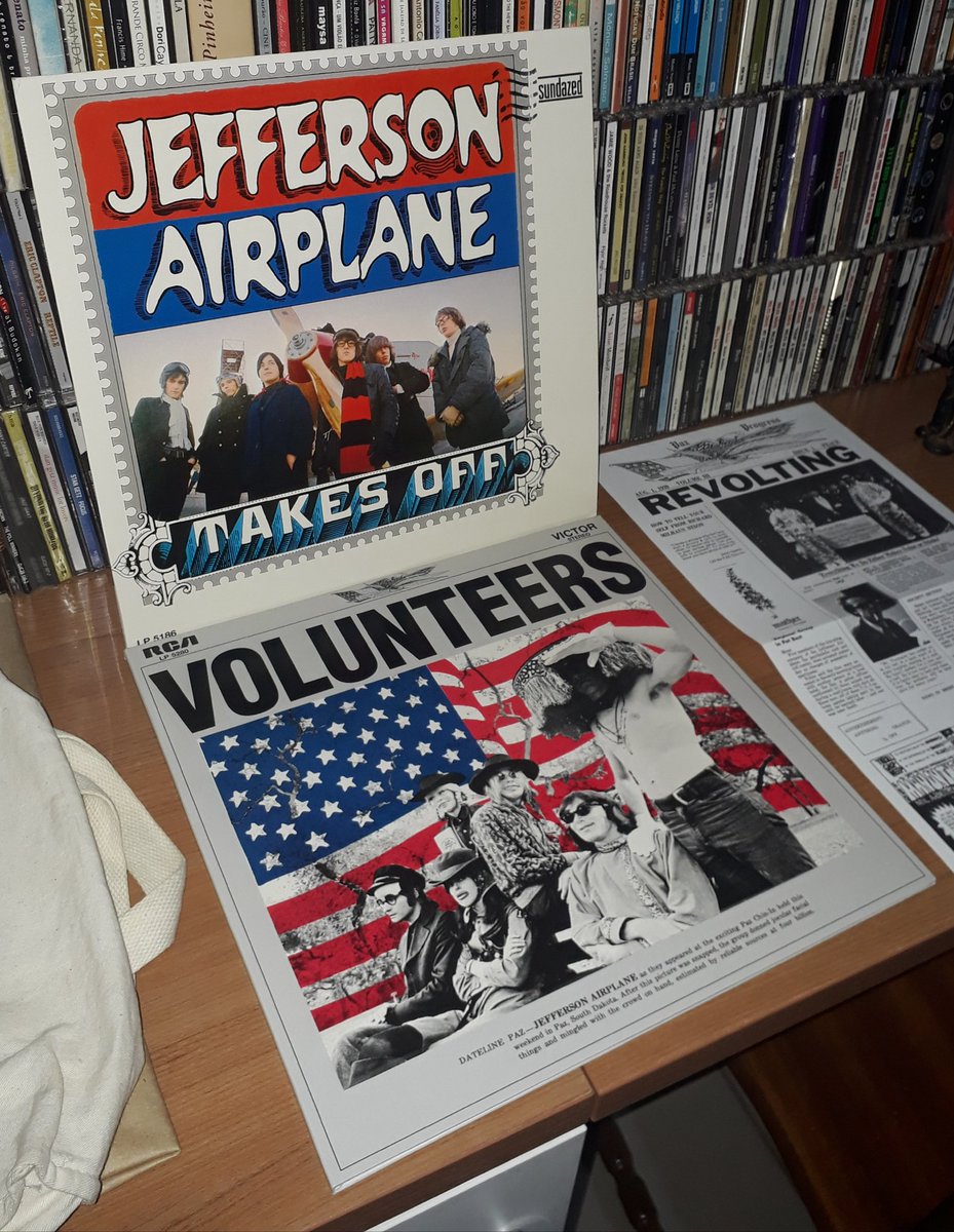 Jefferson Airplane on two sensational albums. #jeffersonairplane