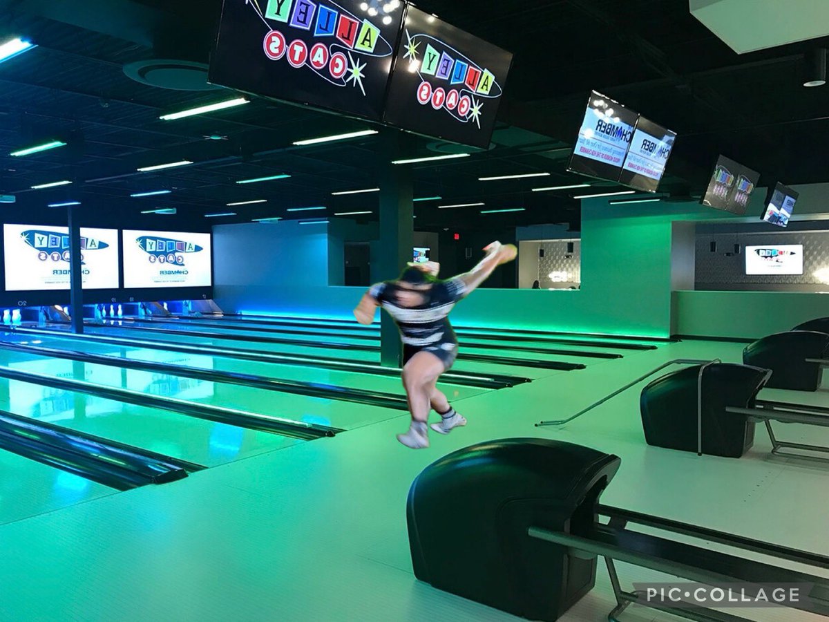 ryan__tawn's tweet photo. STTTTTRIKE🎳 https://t.co/tqWRJQT0Gk