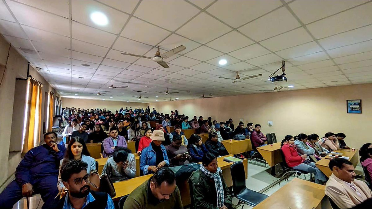 pdmuniversity's tweet photo. PDM University organised a seminar and panel discussion on the topic Viksit Bharat@2047: Voice of Youth

#Ideas4ViksitBharat https://t.co/tyaJb6RH9b