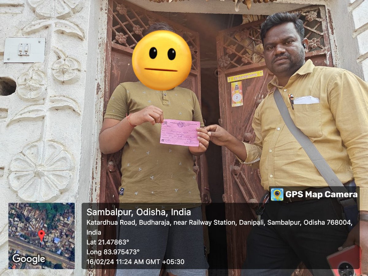 SMC_Sambalpur's tweet photo. During #SMCMorningRounds today, it was seen that two households which were recently constructed were discharging faecal matter directly into the drain. This is not just illegal but also inhuman as SMC cleaning staff have to clean the drains. A fine of Rs. 10,000 each was imposed. https://t.co/GXPW4fTtZT