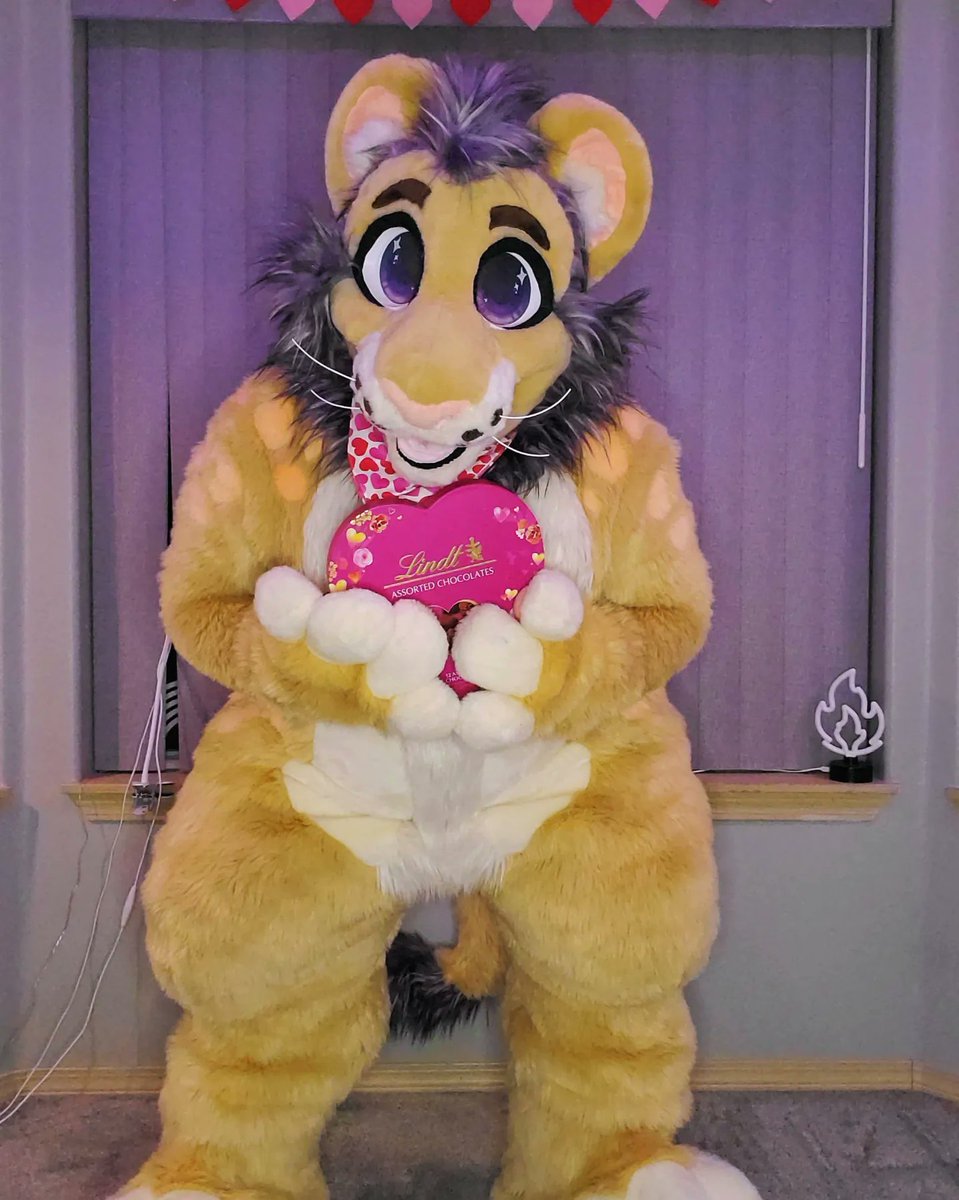 Will you be mine? 💝 Who will be my Valentine?? 
Happy Valentine's Day!!! 💘 I hope you get to spend it with that special someone! 
For those not celebrating, Happy Singles Awareness Day! ❤️😋
✂️'s: <a href="/LilySuits/">Lily Moon suits</a> &amp; <a href="/RabbitWares/">Rabbit Wares Fursuits</a> 
🏷's: #valentines #valentine #valentinesday #furry
