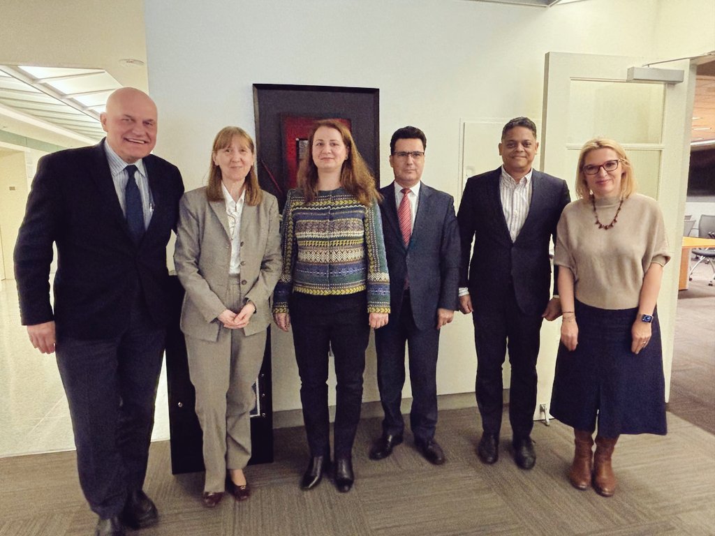 ligiadeca's tweet photo. On the edge of negotiating a new country agreement with the @WorldBank, I had a great conversation with @anbassani, Vice President for Europe and Central Asia. Common priorities for the future: foundational skills, teacher training, early education and care, digitalisation. https://t.co/0GuigseqWV