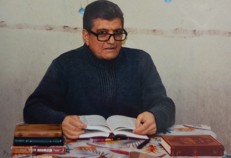 Burhaniye T Tipi Cezaevi KHK’lı öğretmeni tahliye etmiyor: Dışarı çıkarsa örgütsel faaliyete devam eder
kronos36.news/tr/burhaniye-t…