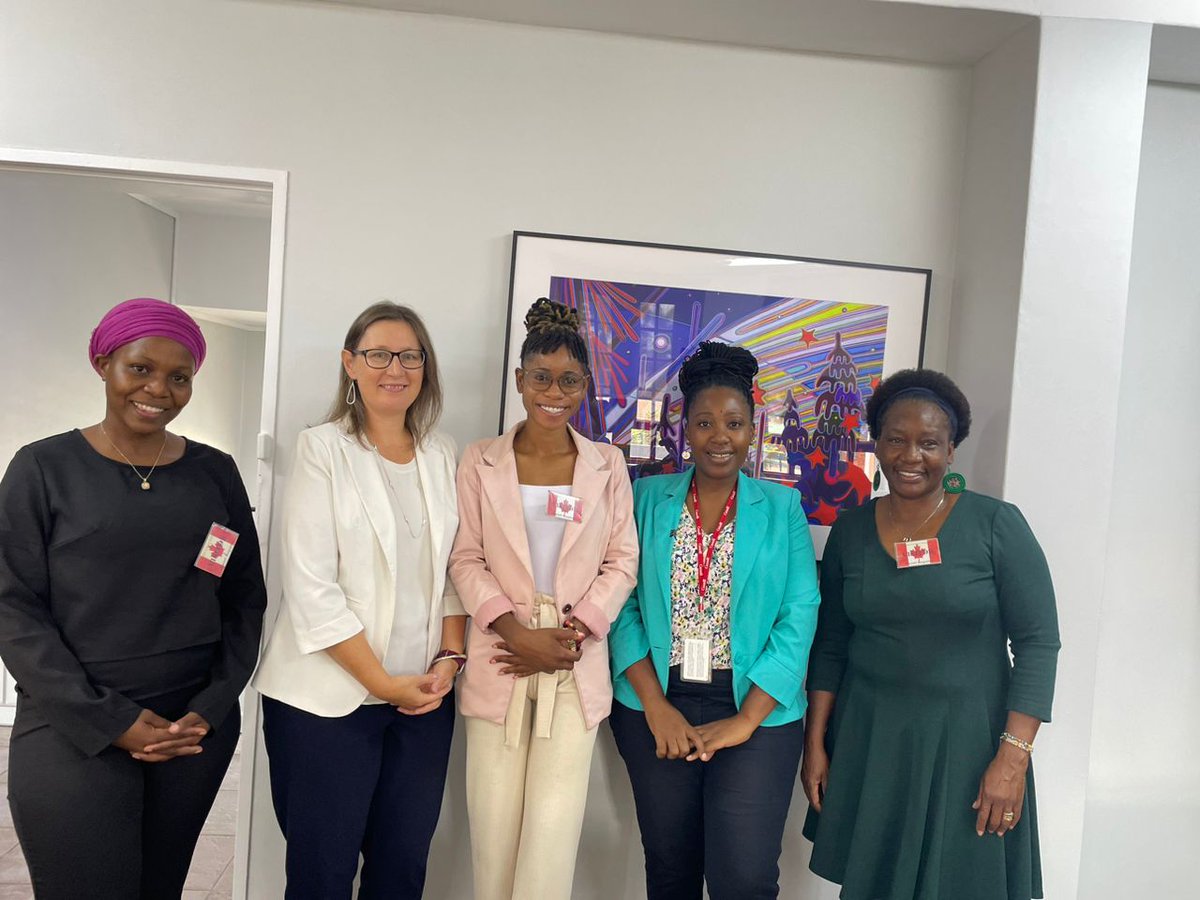socialworkwomen's tweet photo. @CanEmbZim🇿🇼 🇨🇦 - It was  an absolute honor to meet with Jessica &amp; Vongai to  discuss what today &amp; tomorrow holds for the girls  &amp;  women  of Zimbabwe.  Excited to join  hands, together with  @SRHRAfricatrust in promoting #WomenRights &amp; #GenderEquality https://t.co/qiB9aMA2il
