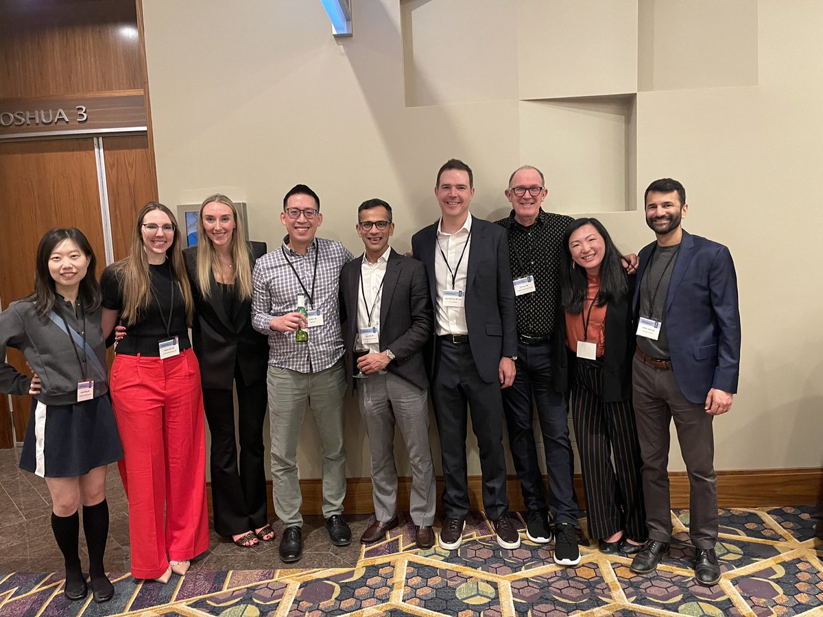 Amazing #ucsf @UCSFimaging representation at @The_ASSR #ASSR24! This is what it’s all about! #bffs #spine @AsheshThaker @williamdillonmd @BrentWeinberg @vinil_shah @amandaebaker