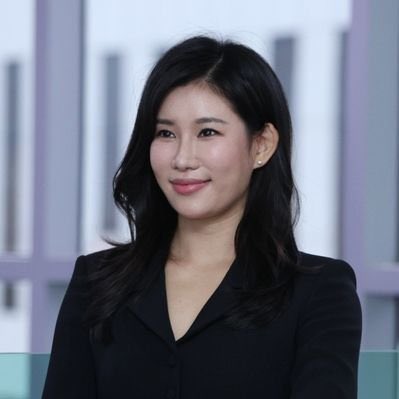 _alice_evans's tweet photo. Why is hostile sexism on the rise?

Professor Joeun Kim (@SocJoeun) finds that men who are perceive downward mobility &amp; primed about the rise of *unmarried* men are more likely to endorse hostile sexism 

Our podcast! https://t.co/cZvKti3hTe https://t.co/vcIV8TLeOl