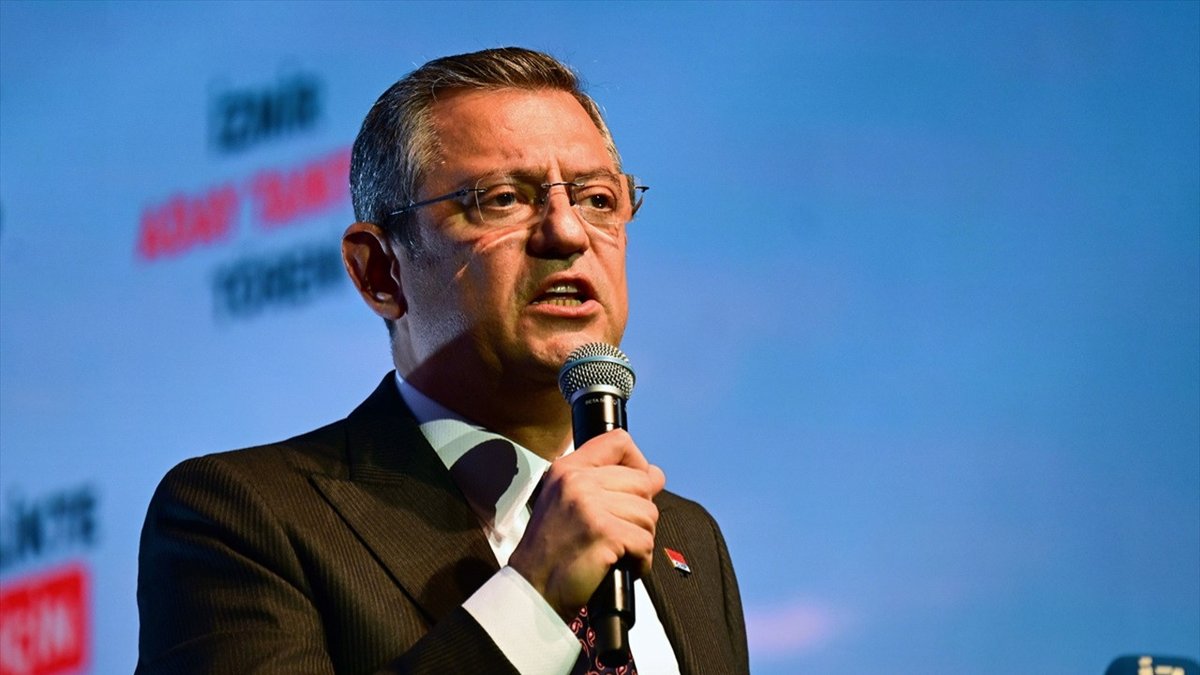 Echoxx__'s tweet photo. Özgür Özel: 

“Aday belirleme yapılırken yapay zeka teknolojisini de kullandık.” https://t.co/vE1Ttv8s6s