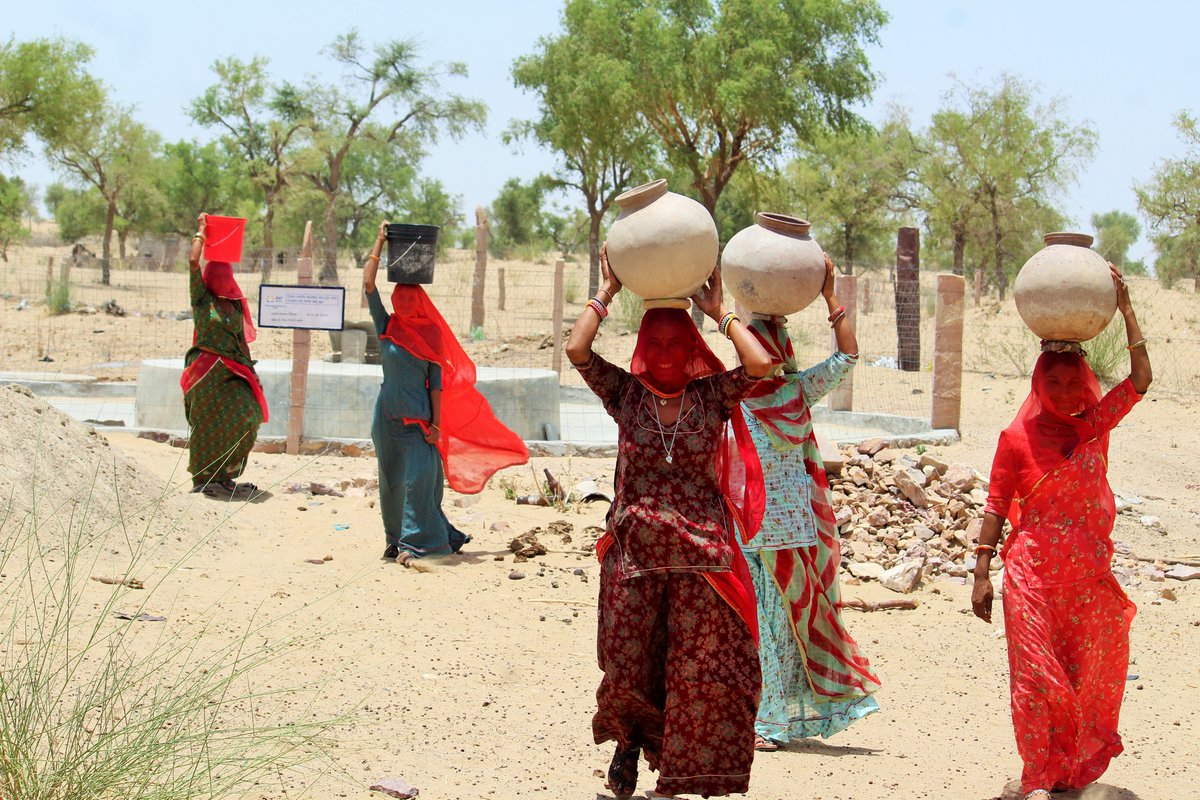 csrboxorg's tweet image. #OrganizationProfile RAF Global&apos;s Western Region team in India undertook rainwater conservation work in the Barmer district to combat the recurrent challenges of drought. The arid region, prone to extreme temperatures and erratic rainfall, faces water scarcity every three years.…