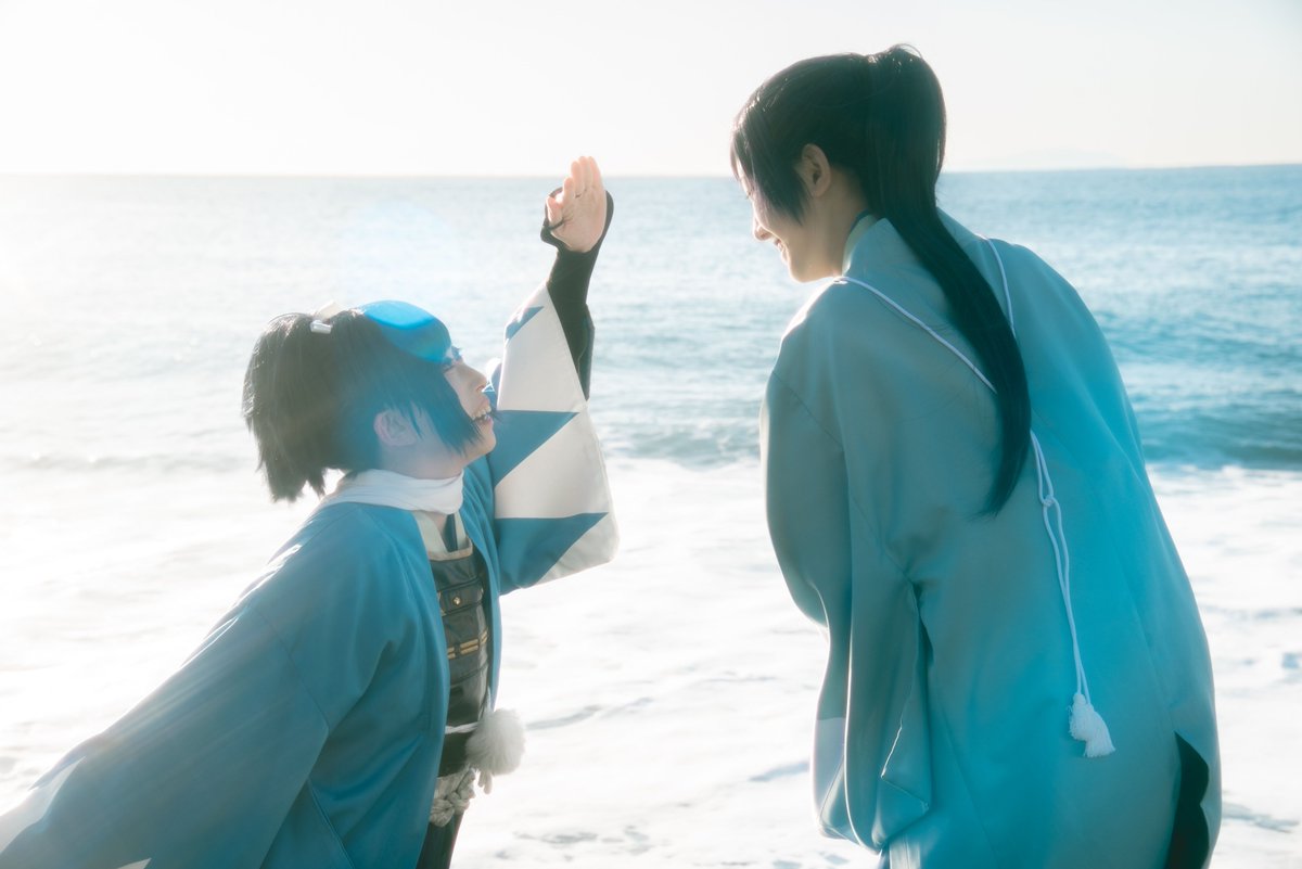_0gamboy0_'s tweet photo. cos 捏造

― あっれー？沖田くん、そんなに背大きかったっけ？ ―

＿＿＿＿ ＿＿
大和守安定 / #Gむcos
沖田総司 / @rukicos 
📷 / @y07d15 https://t.co/KwxeI20fB0
