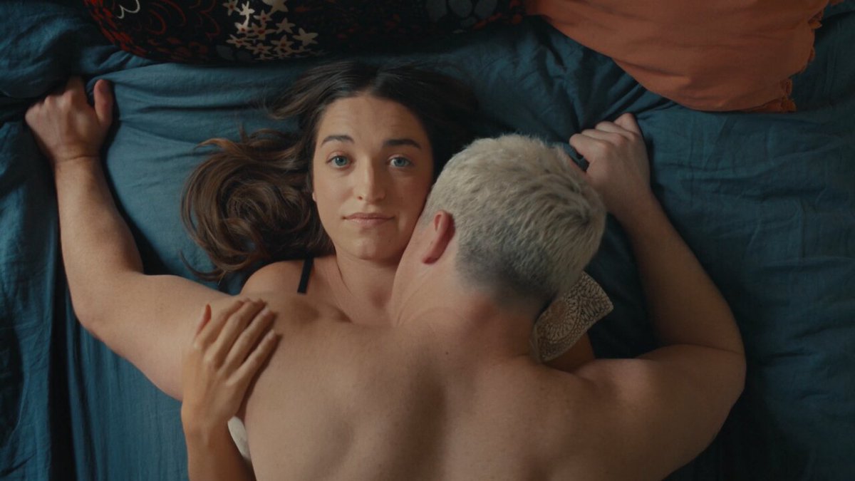 MedeirosPanther's tweet photo. Ever wonder why she seems distant in the bedroom? 

It’s not you, it’s the common mistakes you don’t know you’re making. 

Unlock the secrets to becoming the only man she ever thinks about.
( don't be this guy 👇 ) https://t.co/hwLKJwzpoQ