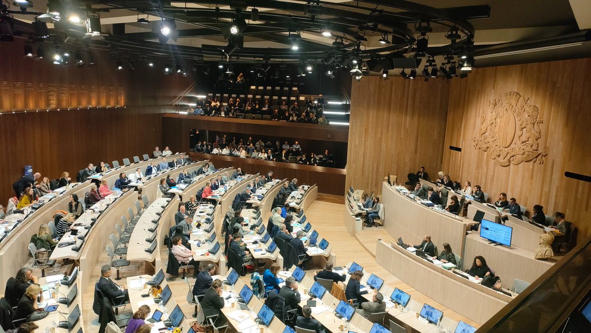 Ce matin, au conseil municipal de Marseille, nous avons voté 80 000 € à l’<a href="/UNICEF/">UNICEF</a> pour les enfants de Gaza. 

Le Maire a accepté de suspendre la subvention de l’<a href="/UNRWA/">UNRWA</a> et de verser une subvention équivalente à une association juive pour aider les enfants victimes des attentats.