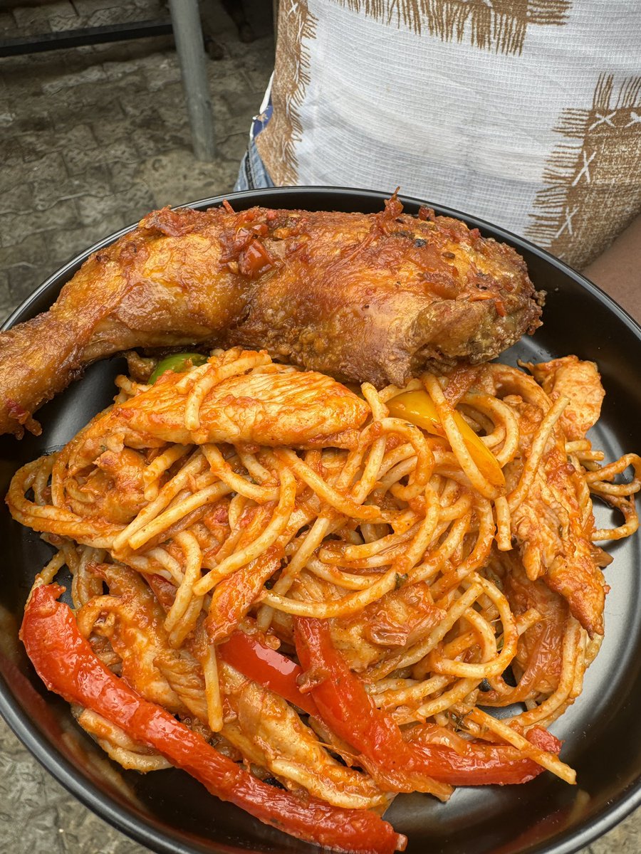 DeliciousNaija's tweet photo. Have you tried out our Chicken Pasta in Tomatoes Sauce? https://t.co/SwlatKTM4S