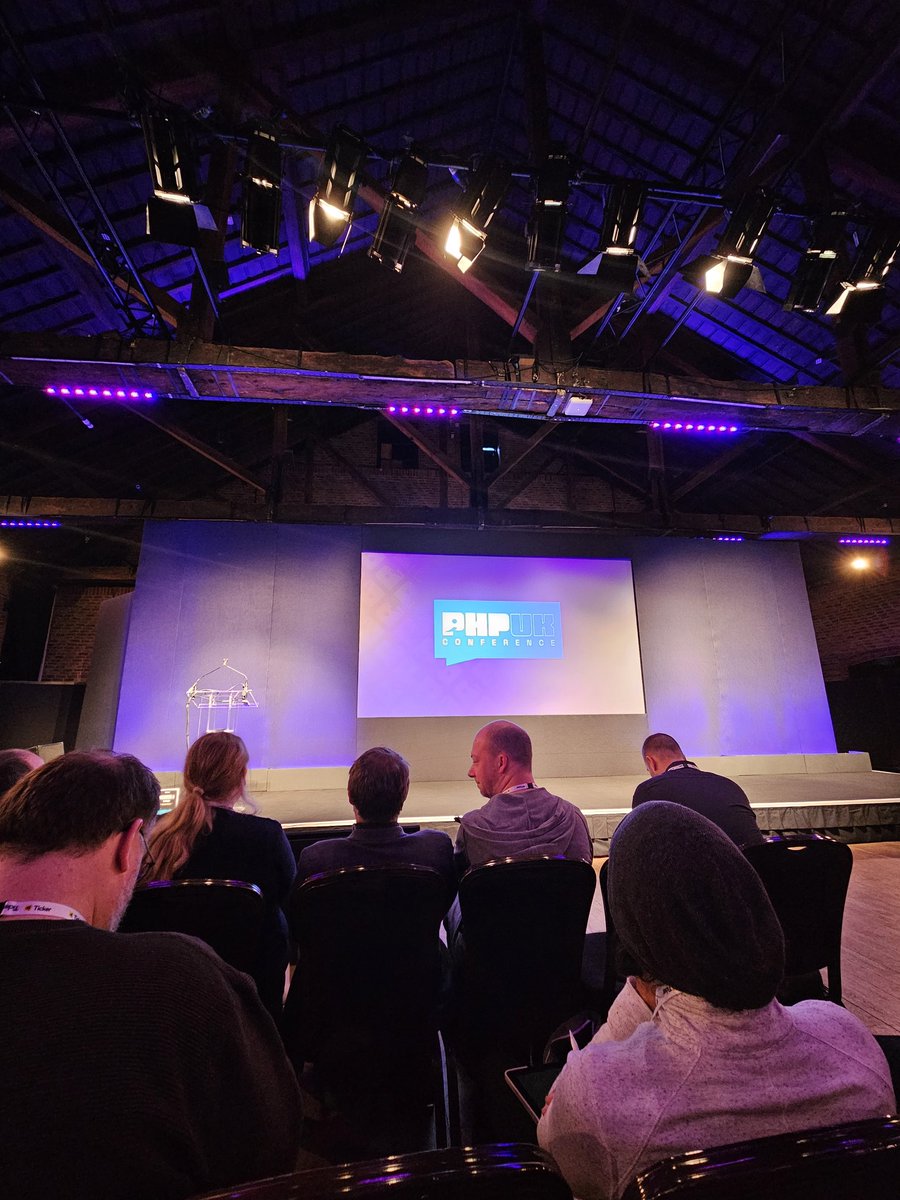 lastuvka_dev's tweet image. Ready for day 2. 👋 #phpuk24