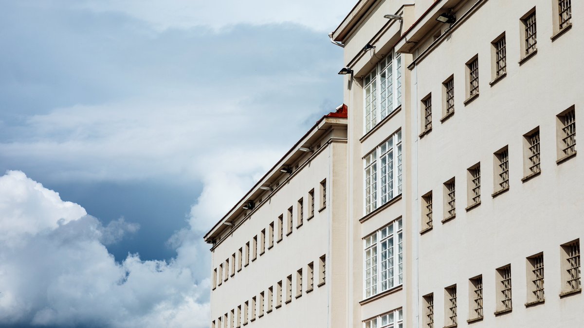 rikosseuraamus's tweet photo. Rikosseuraamuslaitos keskittää seksuaalirikoksista tuomittujen vankipaikat Mikkelin, Pyhäselän, Riihimäen, Turun ja Helsingin vankiloihin. Myös sakkovankipaikkoihin tehdään muutoksia.

Lue tiedote: https://t.co/msTTJfmydB https://t.co/HXHHHCS3Ys