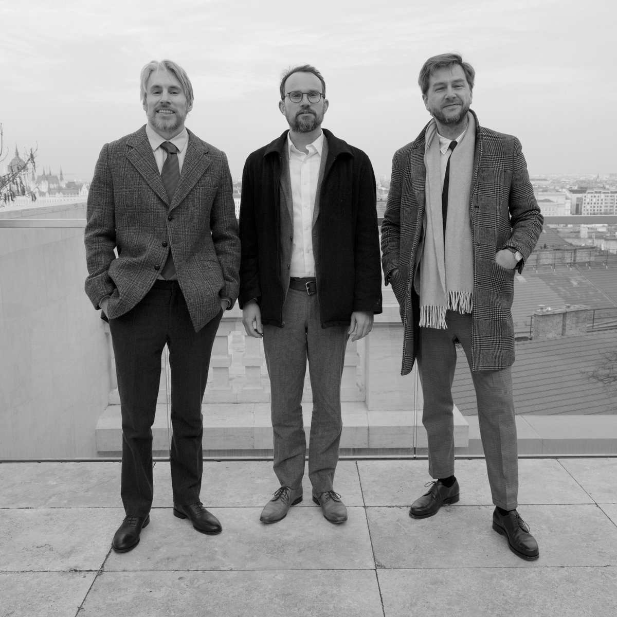 DusenburyDavid's tweet photo. Is Samuel Huntington's idea of an "Orthodox heartland" prescient, or in need of refinement? A social &amp; intellectual historian, Dr Samuel Noble, joins @BudaHills to discuss the 21st-century geopolitics of Orthodoxy. Listen here https://t.co/4rJ4cvBe5i
@HendrKim @InstituteDanube https://t.co/nNlbsayOKt