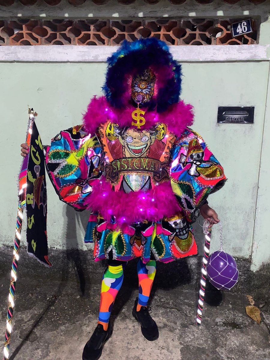 RPdoscria's tweet photo. Esquece Carnaval esse ano só nos !!! Muito obrigado a diretora por realizar mais um sonho 💪😎 https://t.co/F0Dun0HGhx