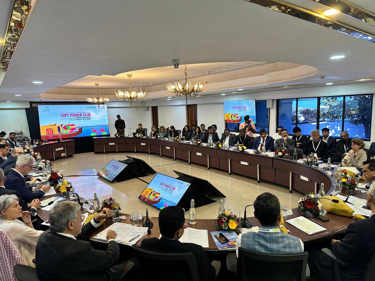 amitabhk87's tweet photo. Delighted to speak at the Soft Power Club conference in Thiruvananthapuram, Kerala. Engaging discussions on leveraging cultural richness and heritage for global impact. India’s unique  soft power showcased brilliantly—truly inspiring. Appreciate the insightful exchange ! https://t.co/0d51QvmT0N