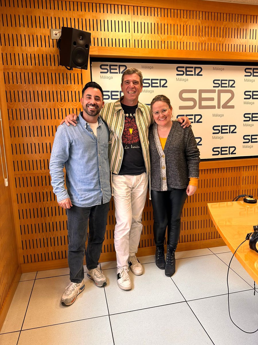 Hoy estará en la radio <a href="/JavierOjeda64/">Javier Ojeda</a> para presentarnos sus nuevas canciones
💨 Que nos empuje el viento de poniente

A las 13:45 con <a href="/josebaeez/">principedelmal</a> 

cadenaser.com/ser-malaga/