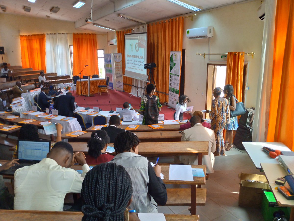 Angy_Create's tweet image. En direct de l&apos;école nationale supérieure polytechnique de Yaoundé la conférence organisée par @yohedahealth sous le thème &quot;Jeunesse, technologie et la couverture santé universelle au Cameroun&quot;.
#ODD
#Enspy
#Yoheda
