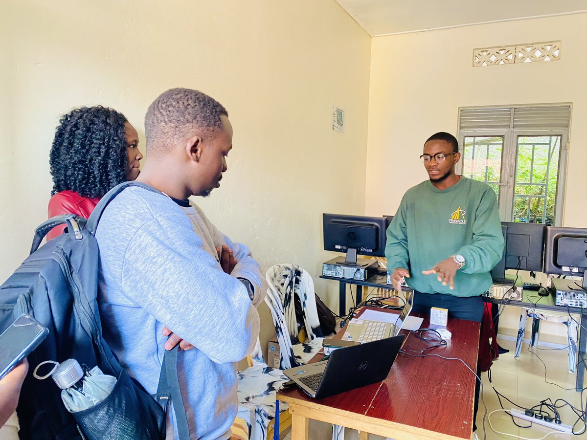 _UnleashedUG's tweet photo. 💼🌐 Together with @StartHubAfrica , @kolaborate_p , and #LearningEquality, under the @IloProspects, we explored ways to boost job opportunities for refugees and host communities through digital labor opportunities at Nakivale. #Microwork #DigitalLabor #CommunityDevelopment" https://t.co/gT8o6cT2Ko