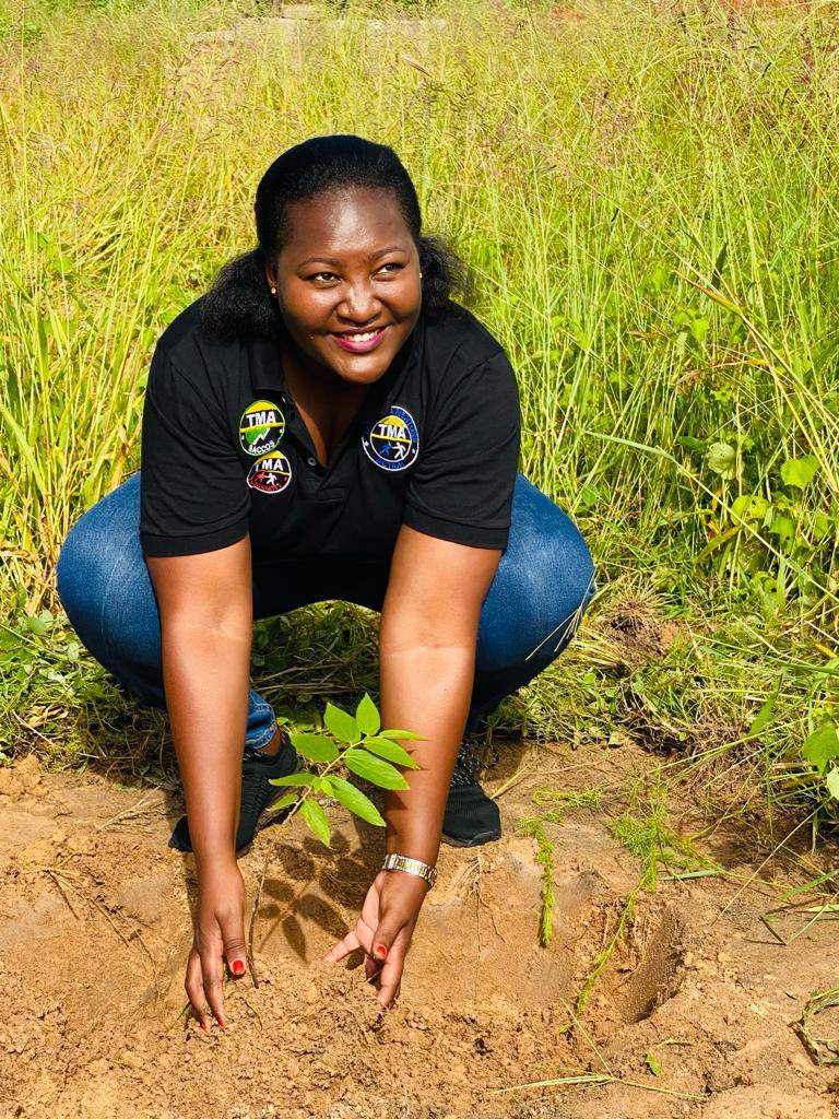 MentorsTz's tweet photo. Join us experience the beauty of #Greenbirthdays🌱🎂 Plant a tree each year to celebrate, leaving a lasting legacy of sustainability and nurturing life. Embrace the joy of giving back to nature and creating a greener world with each passing year. 🌳💚 #Greensamia #Sustainability https://t.co/ARaCl4e5SN
