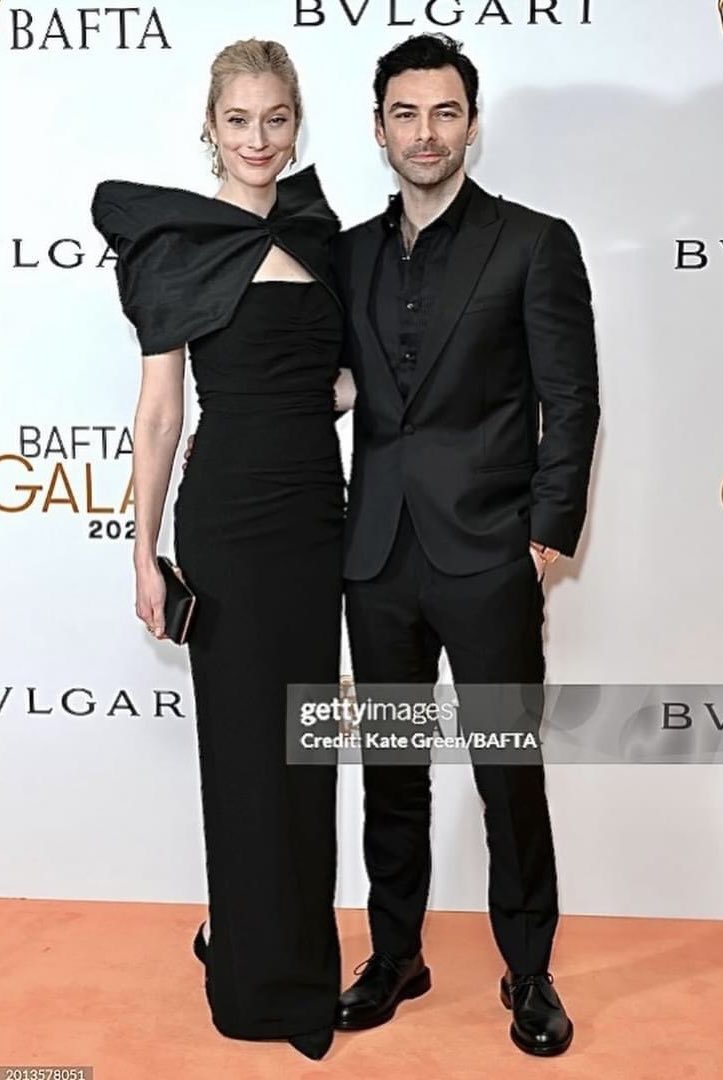 #AidanTurner styled by @KennyHoStylist @MRPORTERLIVE with stunning wife #CaitlinFitzgerald #BaftaGala2024