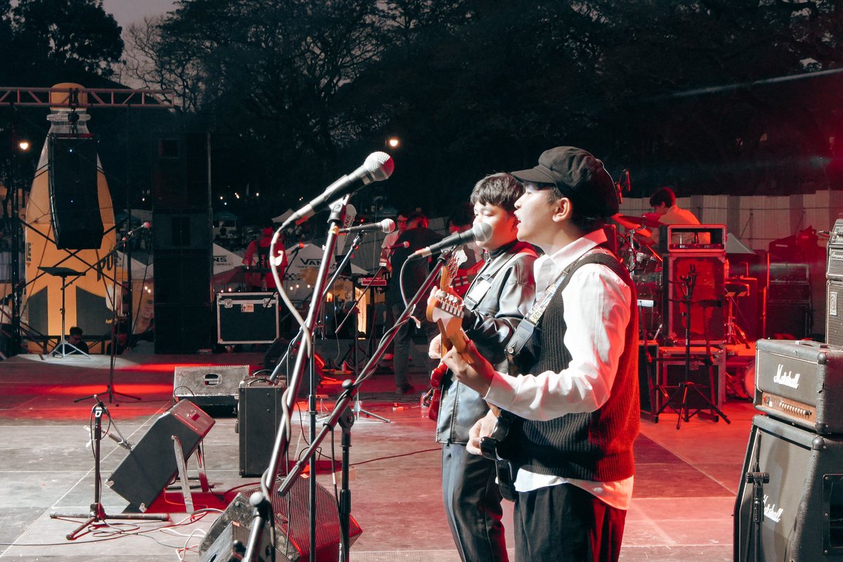 HIWAGA IN PHOTOS | 12th Street’s performance on #UPFairHiwaga.

HIWAGA: UP Fair Monday 
February 12 2024 
Sunken Garden

Presented by:
UP Diliman University Student Council
O/C Records

#UPFairHiwaga
#UPFair2024
#PaalabinAngTinig