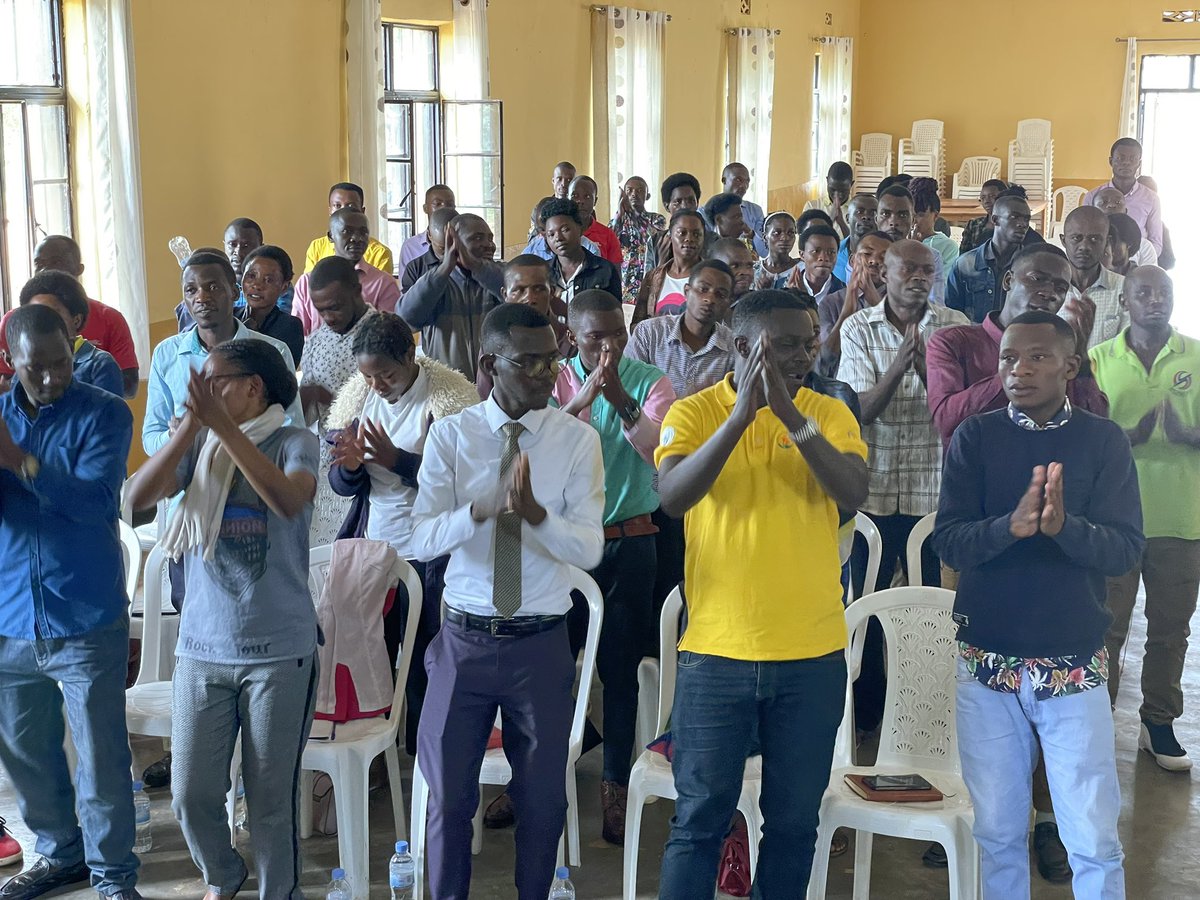 nyamashekenyc's tweet photo. Uyu musi Urubyiruko rwa @Nyamasheke muri  morale nyinshi biteguye kumva  impanuro bahabwa n'Ihuriro ryabagize Inteko ishinga amategeko rikumira Jenoside ihakana n'ipfobya rya Jenoside yakorewe Abatutsi (AGPF). @Unity_MemoryRw @RwandaYouthArts https://t.co/FCfckuzR7L