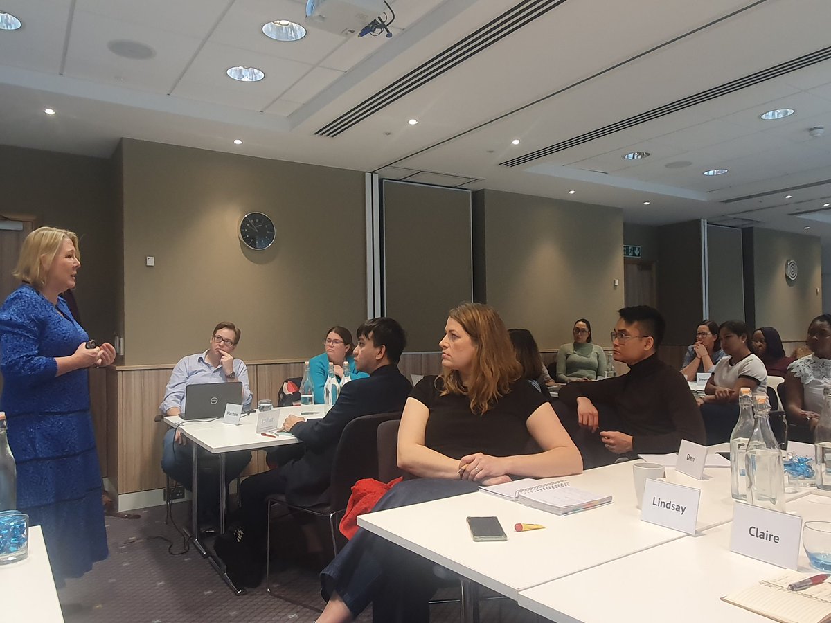 Day 3 of our Aspiring Digital Leaders programme and we're with <a href="/janedwelly/">Jane Dwelly</a> of <a href="/CIOCHIME/">CHIME</a> discussing all things #digitalhealth.
Participants sharing their experiences of where #digital is making a positive difference to patient care.
